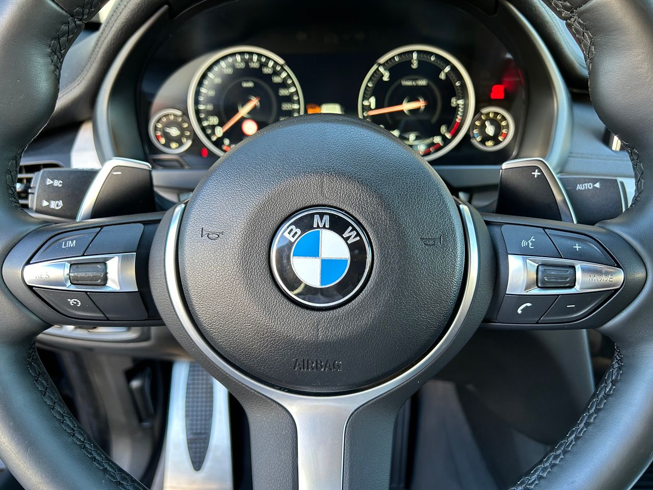 Foto BMW X6 15