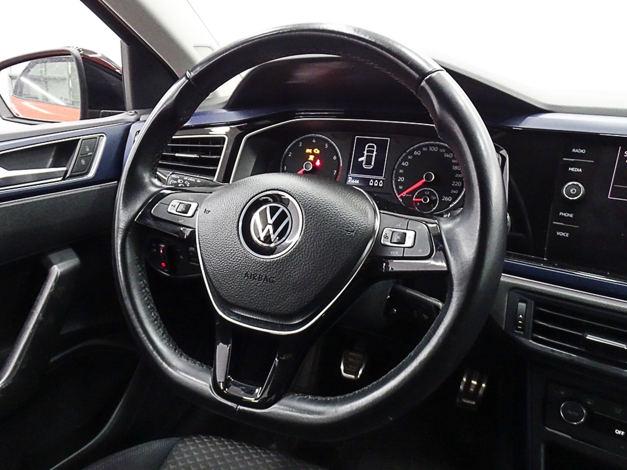Foto Volkswagen Polo 24
