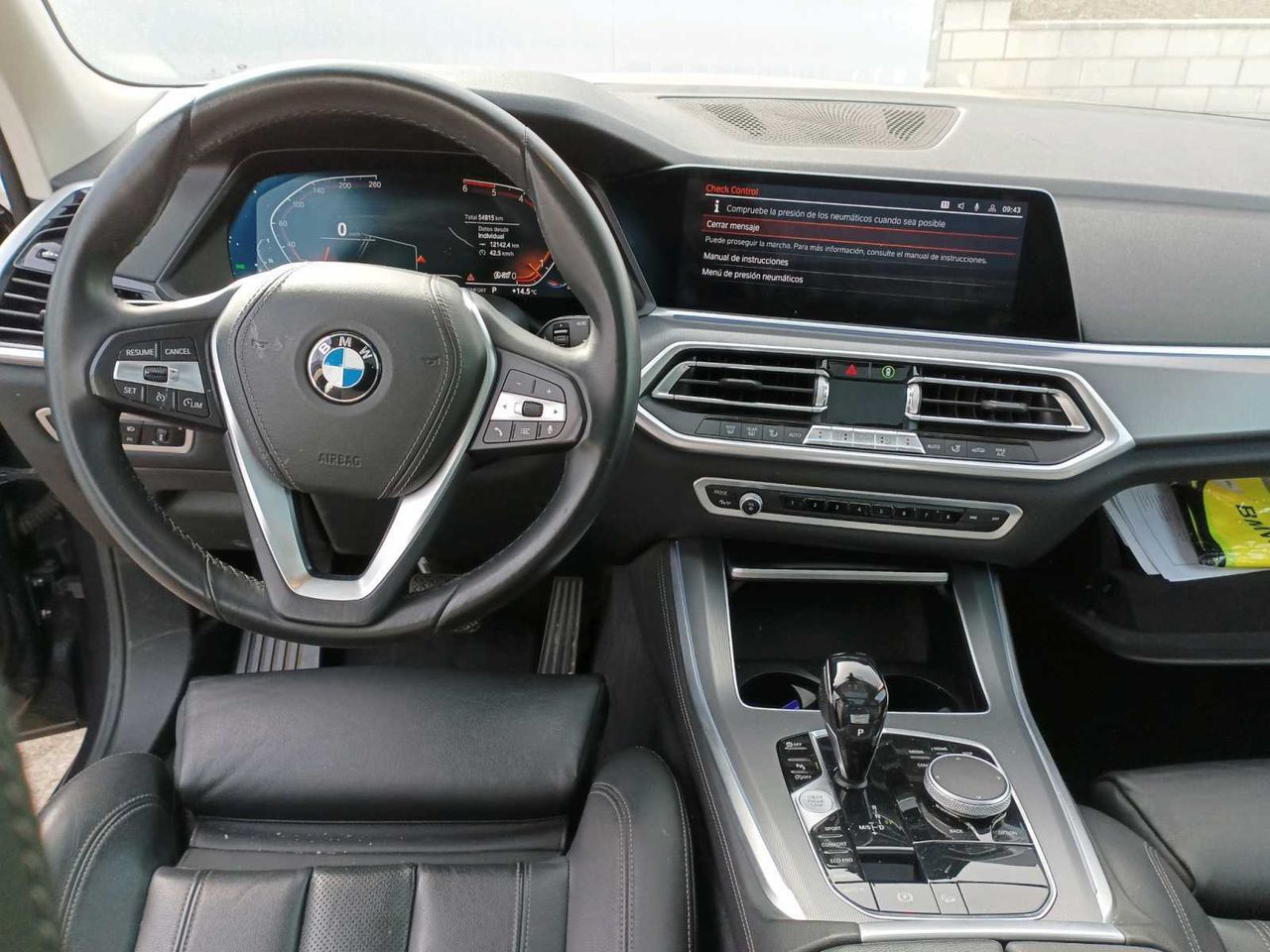 Foto BMW X5 4